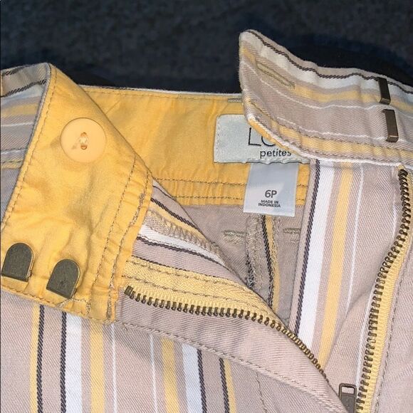 Ann Taylor Loft Petites mini skirt size 6P - Picture 5 of 8